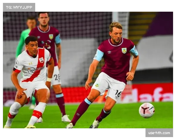 伯恩利客场三比二逆转水晶宫 客场取分能力有所提升